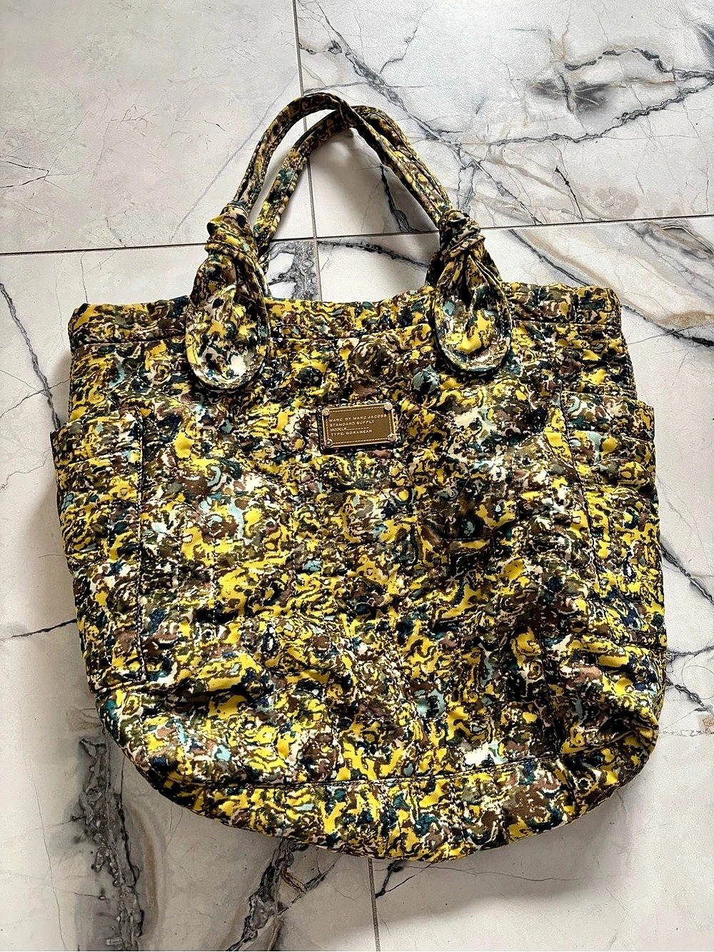 Marc by Marc Jacobs Abstract Print Tote in Gold & Brown